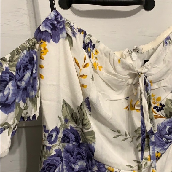 Dress - Picture 3 of 4